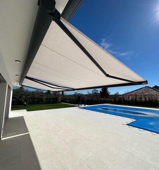 yazlik kasetli tente 1 555x592